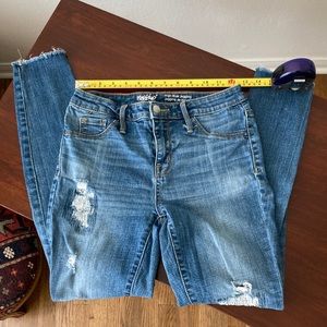 Mossimo High Rise Denim Jegging Jeans. Size 2/26R.